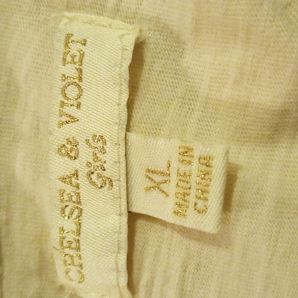 Chelsea and Violet Top 2 for $20 - Picture 6 of 6